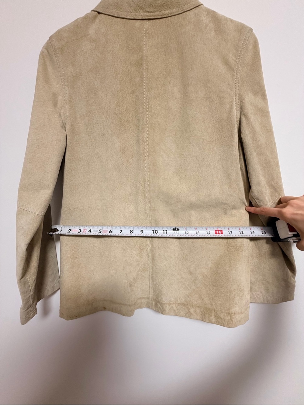 Vintage Danier Beige Suede Jacket with Gold-Tone Buttons - Picture 13 of 16